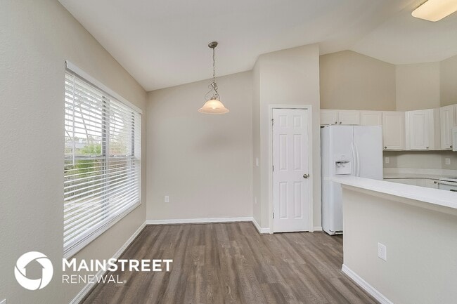 Photo - 1067 Aladdin Rd