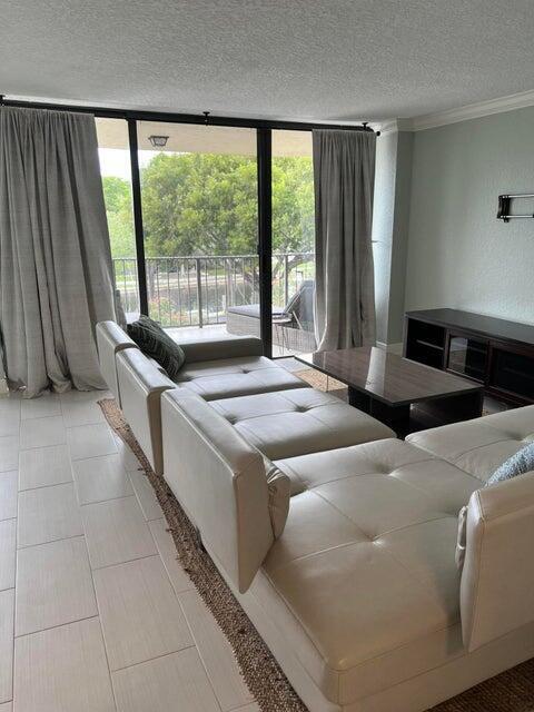 Photo - 799 Jeffery St Unit 306