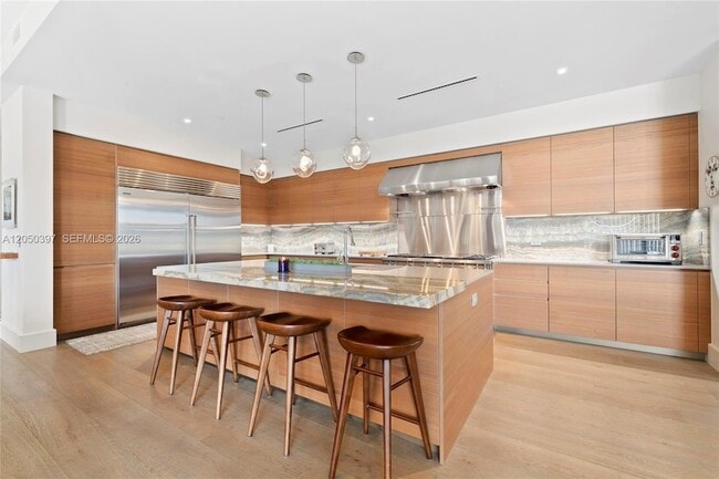 3581 E Glencoe St Unit 403