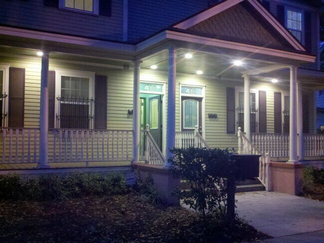 Photo - 406 E 38th St Unit 406 B