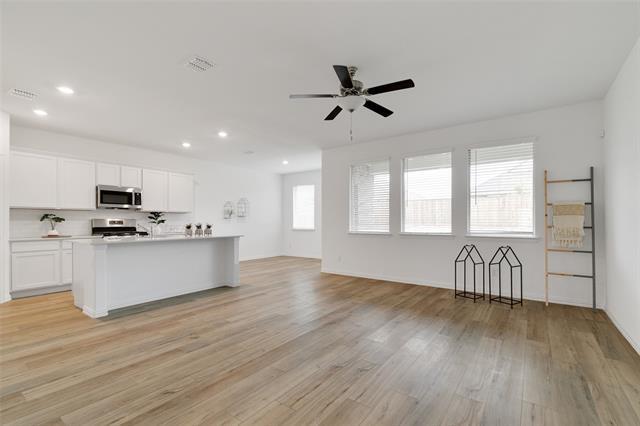 Photo - 3025 Riddler Wy