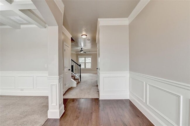 Photo - 710 Summerstone Ln