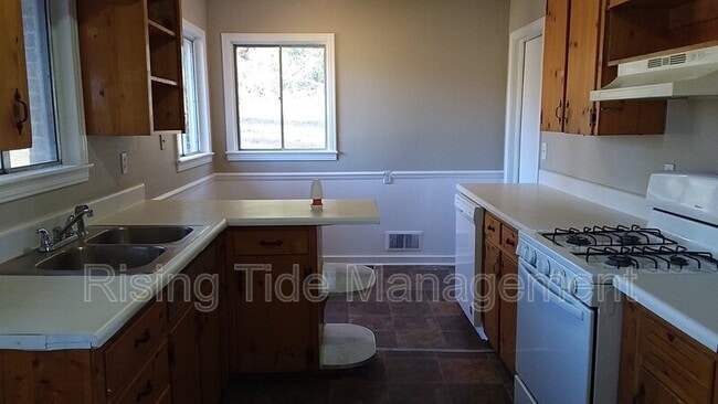 Photo - 8937 Glendale Dr