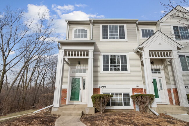 Photo - 3499 Ravinia Cir Townhome