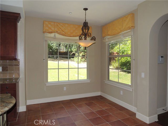 Photo - 687 Ramona Ave