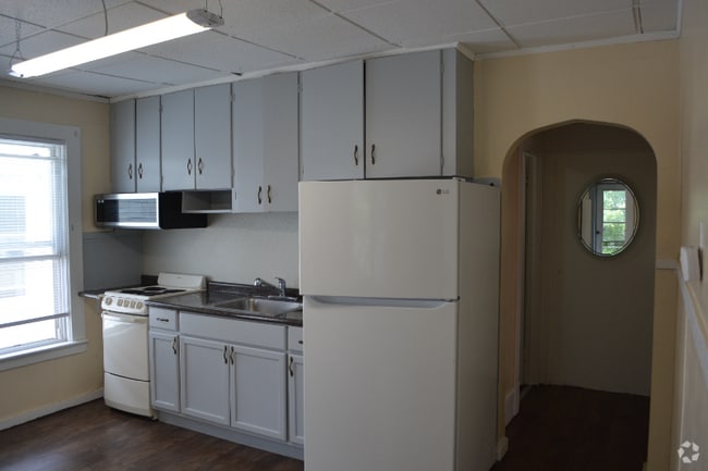 Building Photo - 1654 Miller St Rental