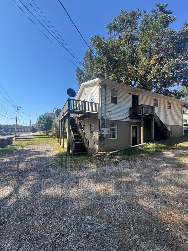 Photo - 702 Eastanallee Ave Unit 1