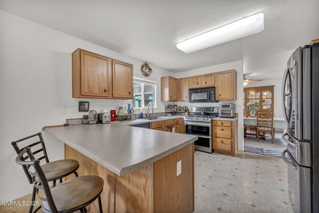 Photo - 17795 Oakview Ct