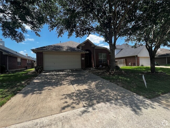 Building Photo - 15315 Court Green Trail Rental