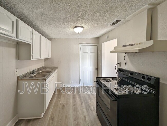 Photo - 3124 Plateau St