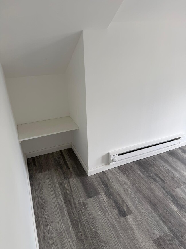 Photo - 610 Landis St Unit apt #3