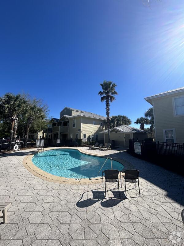 Building Photo - 30 N Wildflower Dr Rental