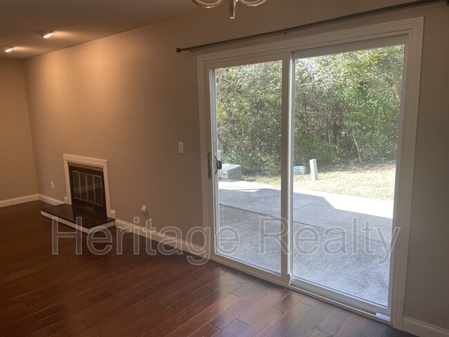 Photo - 8703 Olde Colony Trail