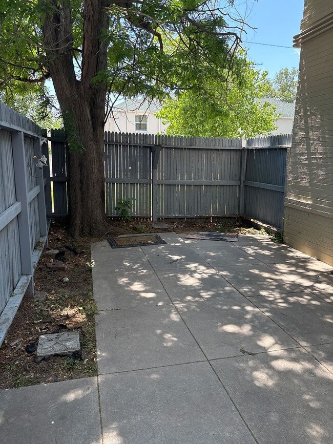 Photo - 2 BEDROOM 1 BATHROOM TOWNHOME CLOSE TO WARREN AIR FORCE BASE