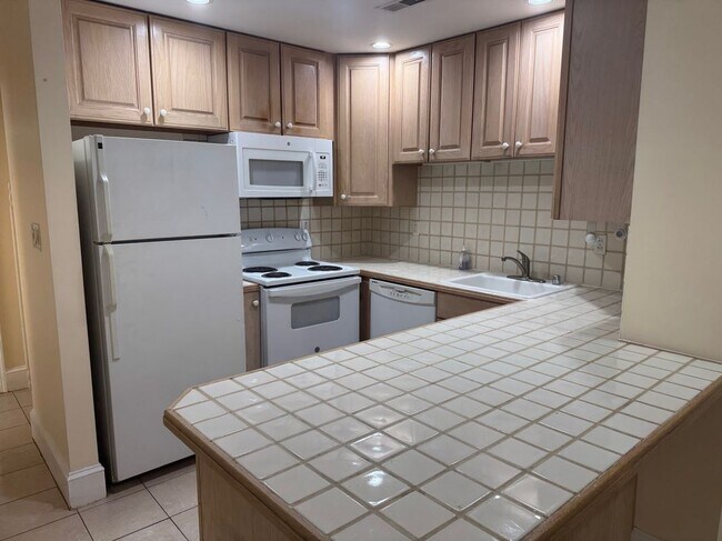 Photo - 1928 17th St NW