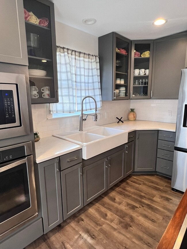 Photo - 25868 Walker South Rd