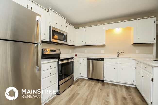 Photo - 613 Summertime Ct