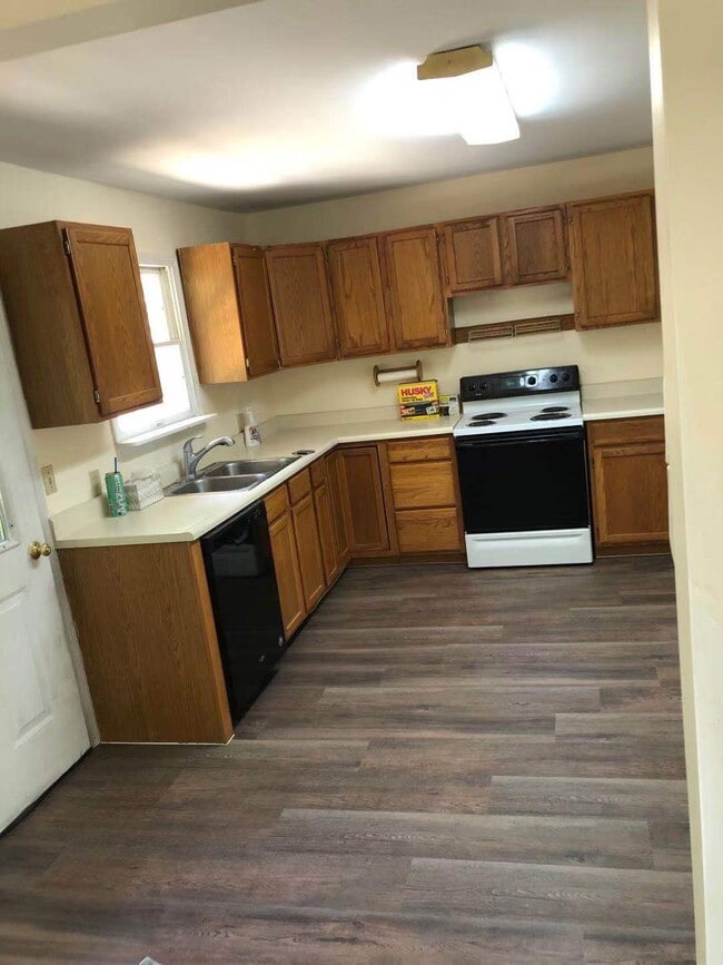 Photo - 86 Kriskarli Dr