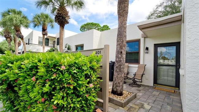 Photo - 401 Palm Tree Dr Unit N/A