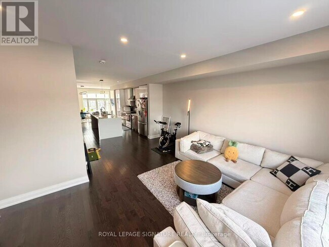 Photo - 38 McGurran Ln