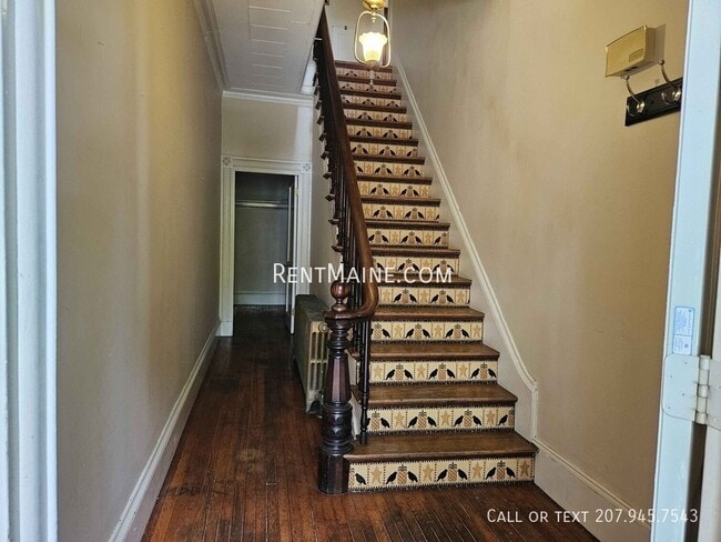 11 Hudson St