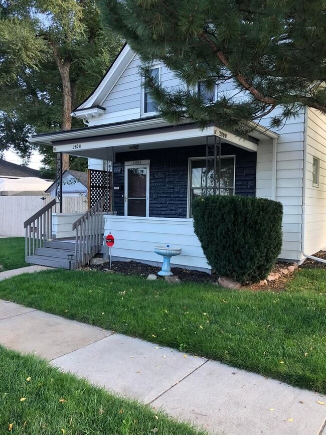 Photo - 2800 S Acoma St