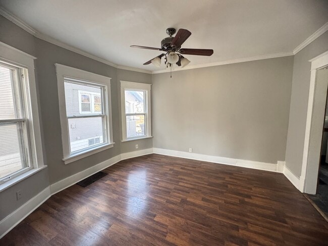 Photo - 3 bedroom 1 bath house in Rock Island