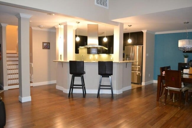 Photo - 43 Hickory Oak Dr