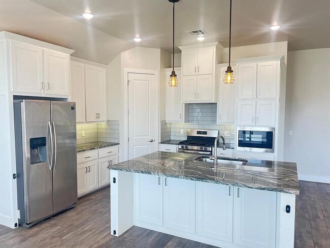 Photo - 8212 NW 151st St