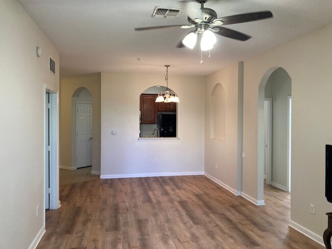 Photo - 3BD/2BA CONDO IN STONEBRIDGE RESERVES Unit 203-02