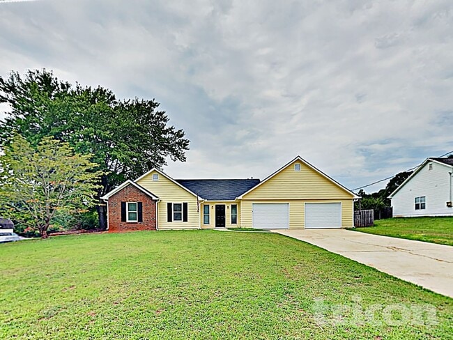 Photo - 105 Dailey's Plantation Dr