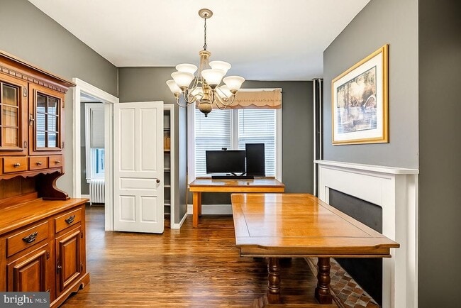 Photo - 300 N Penn St Unidad P1