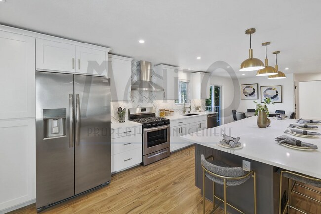 Photo - Updated & Spacious South Hill Home