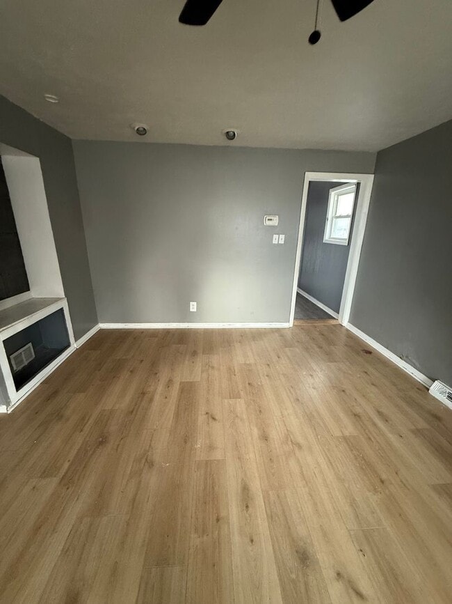 Photo - 365 E 161st St Unit DN