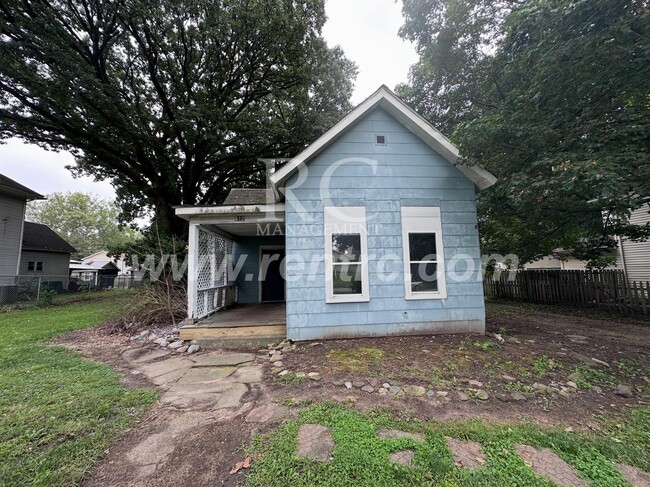 Building Photo - 612 Wayne-
