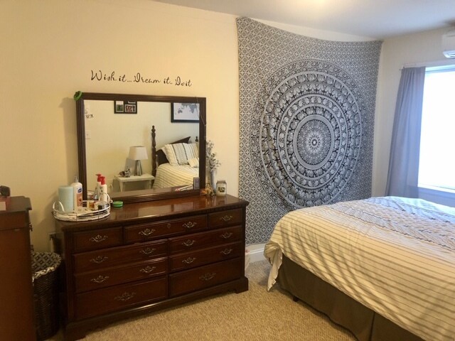 Main Bedroom - 17 E Main St Unit Front