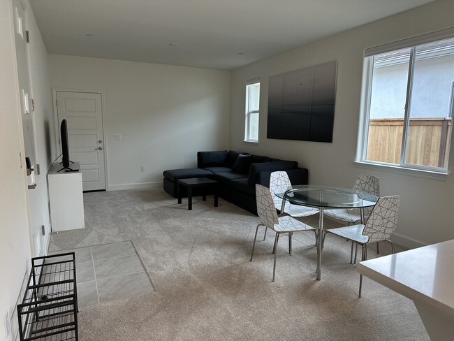 Photo - 5683 Drifton Way