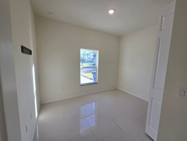 Photo - Great location, close to ST RD 82-Three be...