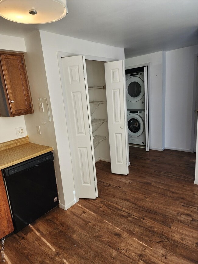 Photo - 3 Harbor Hill Ct