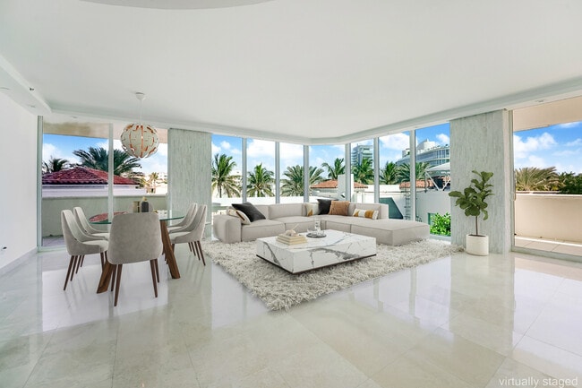 Building Photo - 300 S Pointe Dr Unit 405