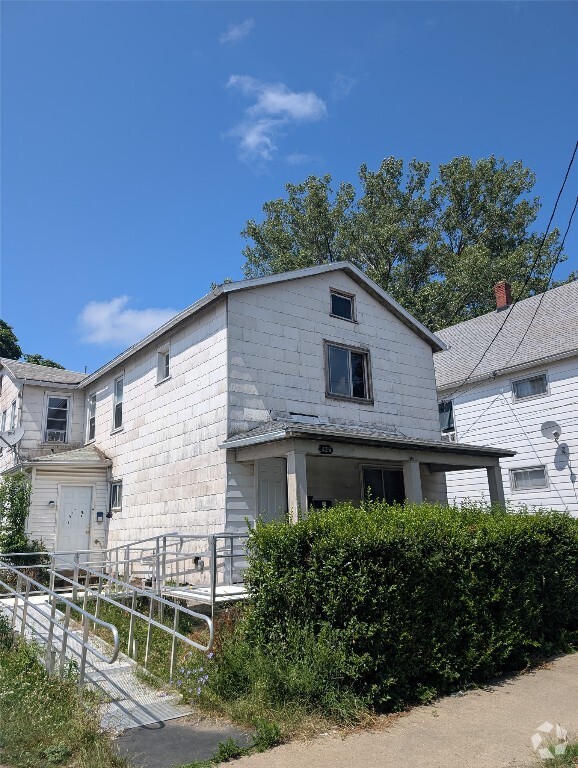 Building Photo - 426 E 13th St Unit 2FL FR Rental