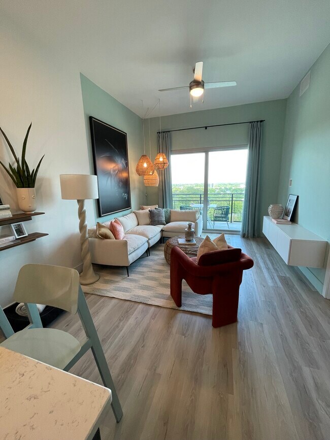 Photo - 287 NW 31st St Unit A2