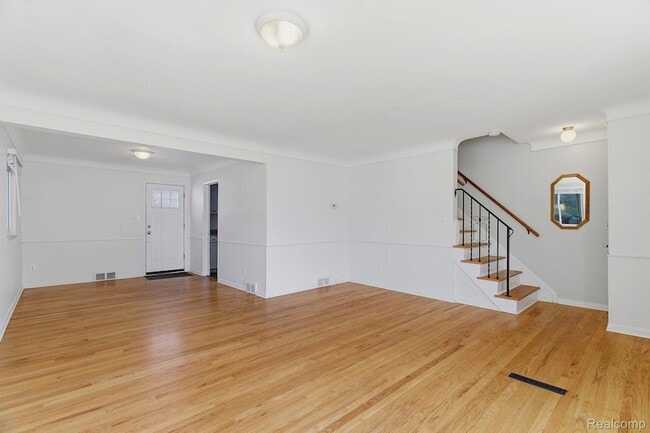 Photo - 1111 Holland St