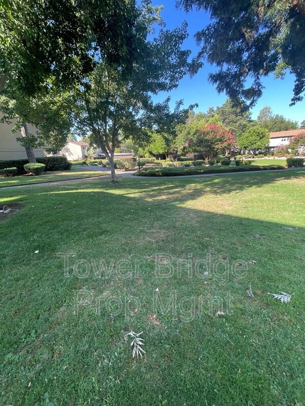 Photo - 8812 Sawtelle Way Unidad c