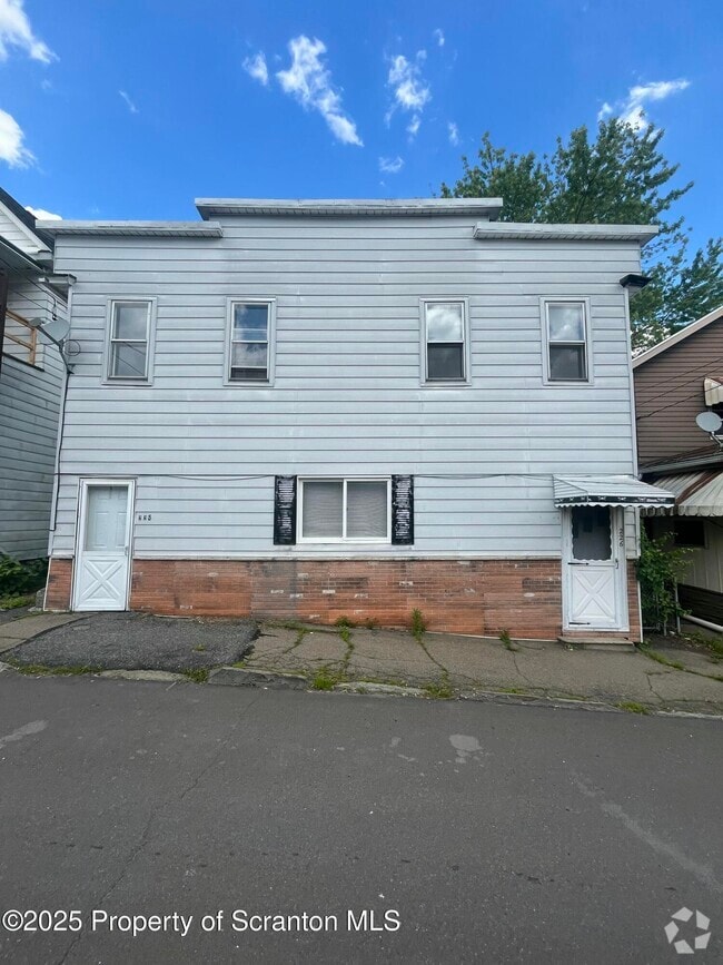 Building Photo - 226 Union St Rental