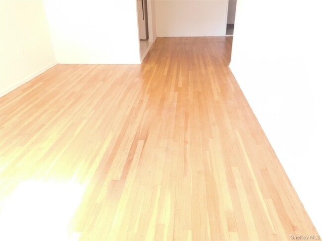 Photo - 34-20 Parsons Blvd Unidad 2A