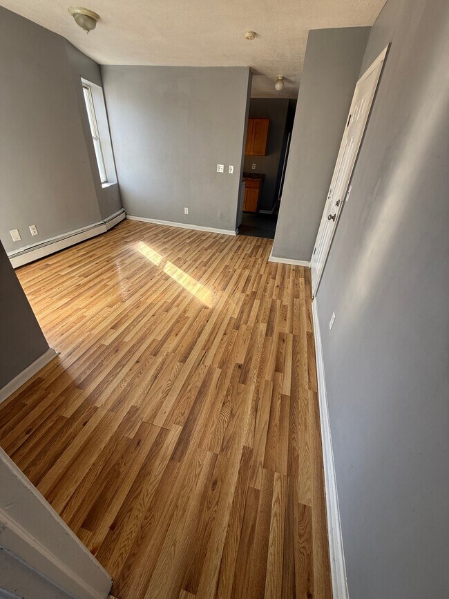 Photo - 61 Bedford St Unit C