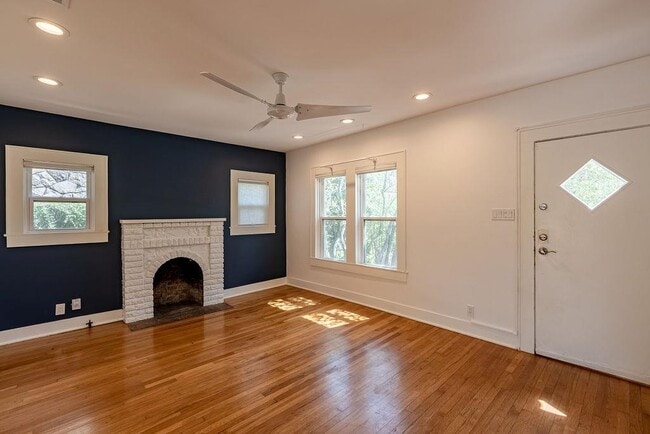 Photo - 902 Bouldin Ave