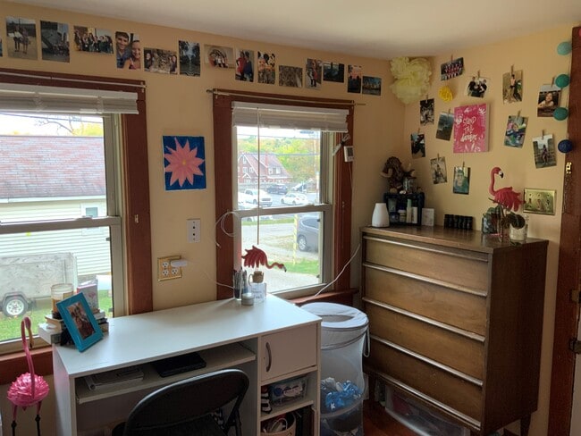 Photo - 529 Elizabeth St