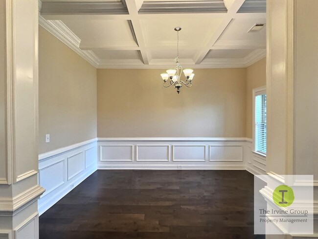 Photo - 6 bed, 3.5 bath in Prattville!